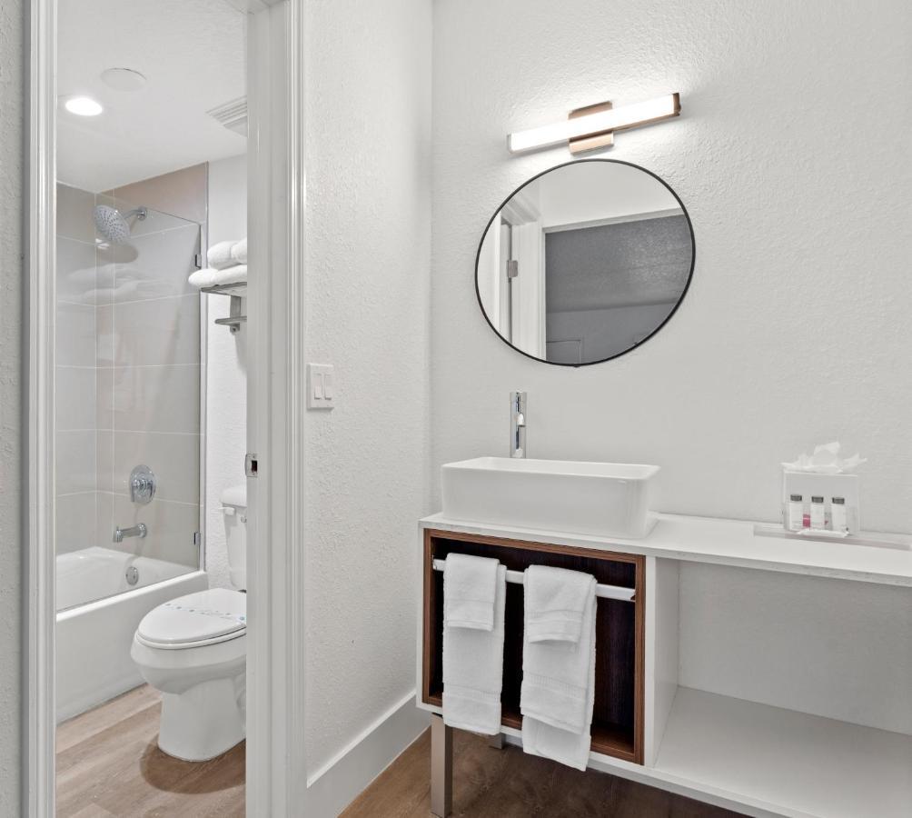 Developer Inn & Suites Airport Jax, A Baymont By Wyndham Jacksonville Eksteriør billede